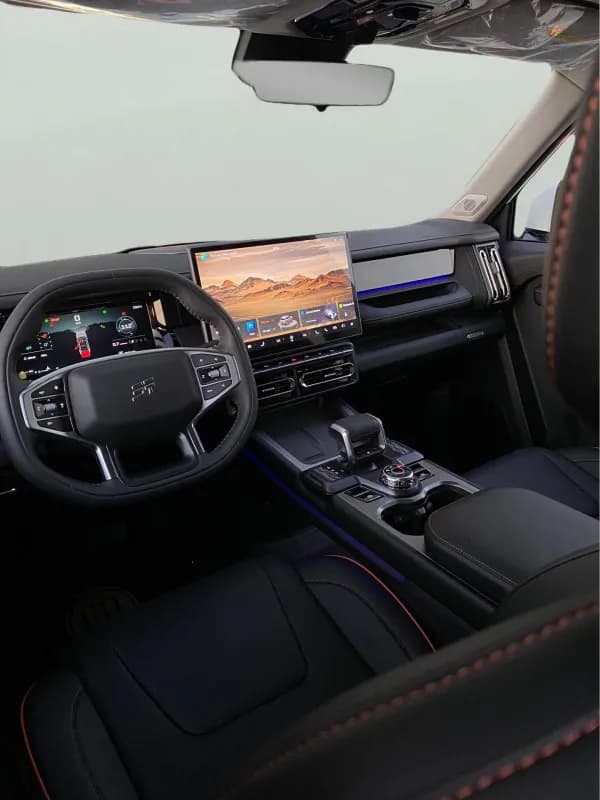 جيتور تي 1 2026 لاكشيري أسود أوتوماتيك — جديدة