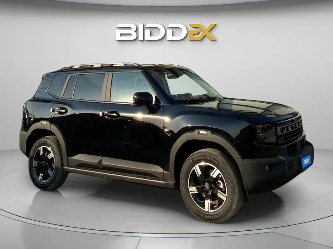 جيتور تي 1 2026 لاكشيري أسود أوتوماتيك — جديدة