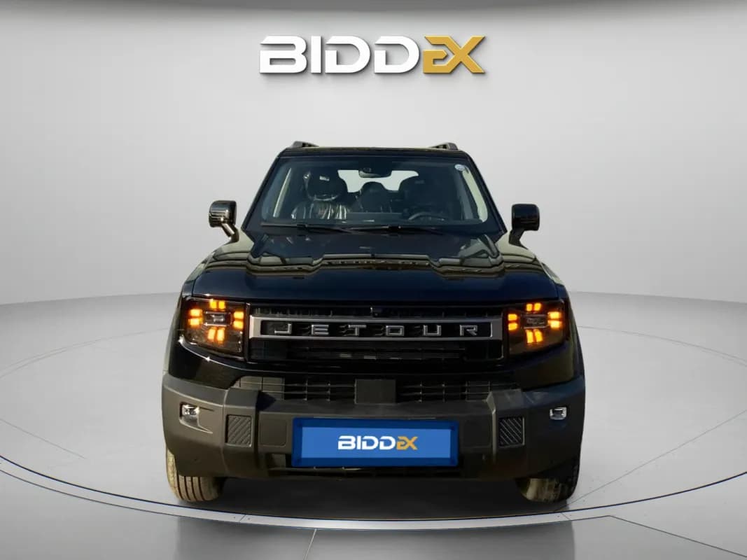 جيتور تي 1 2026 لاكشيري أسود أوتوماتيك — جديدة