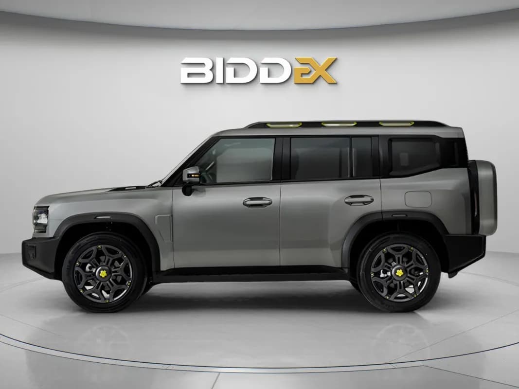 جيتور تي 2 2026 لاكشيري رمادي إسمنتي أوتوماتيك — جديدة