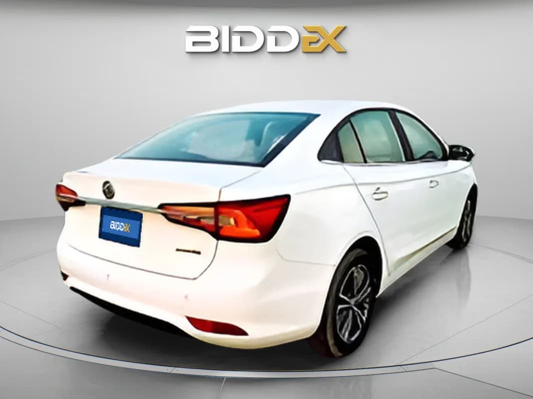 ام جي 5 2026 لاكشري أبيض أوتوماتيك — جديدة