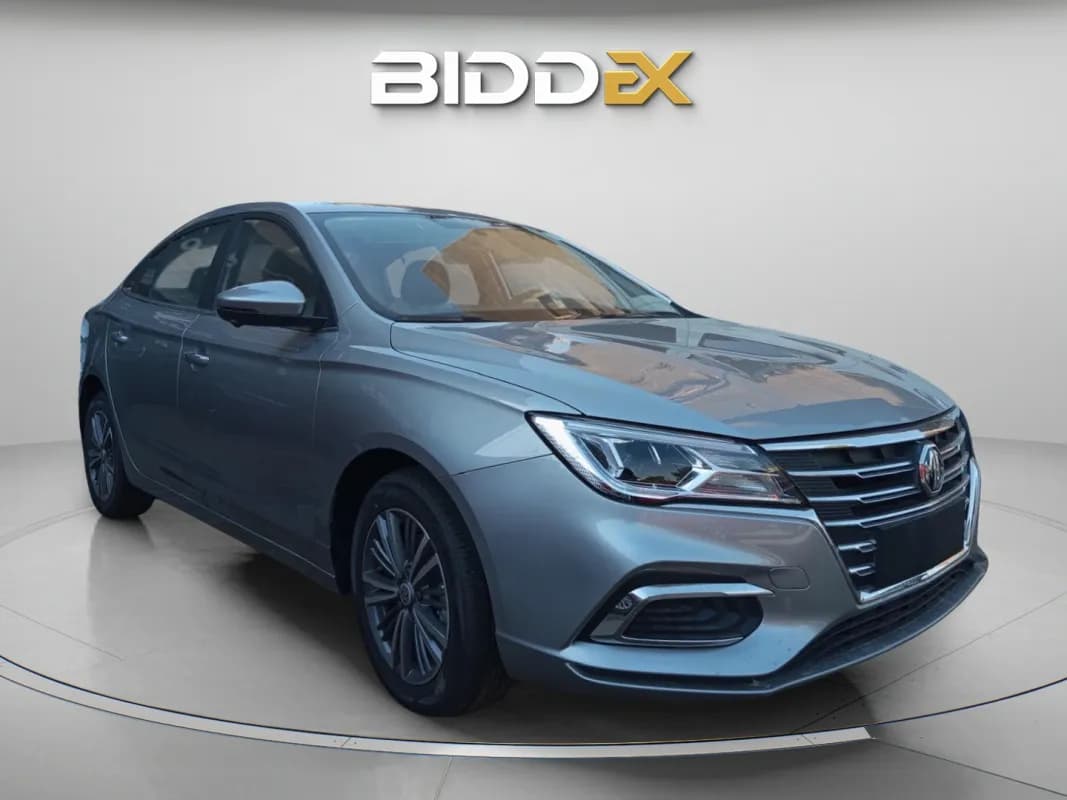 ام جي 5 2026 لاكشري فضي أوتوماتيك — جديدة