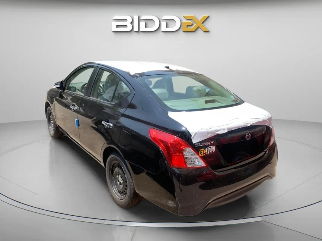 نيسان صني 2026 اول فئه أسود أوتوماتيك — جديدة