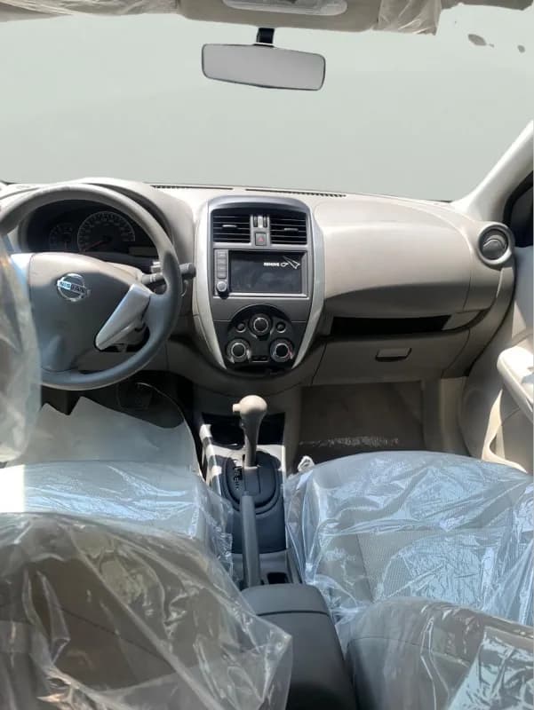 نيسان صني 2026 اول فئه أسود أوتوماتيك — جديدة