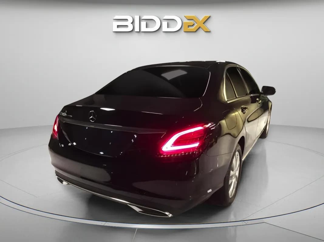 مرسيدس بنز C180 2019 ايه ام جي أسود أوتوماتيك — مستعملة