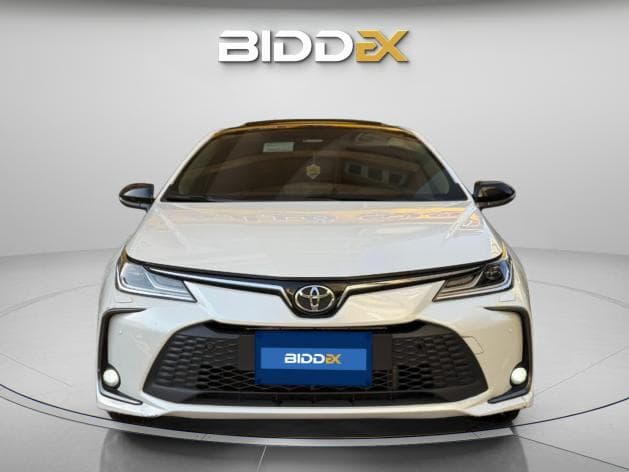 تويوتا كورولا 2024 اليجانس أبيض أوتوماتيك — مستعملة