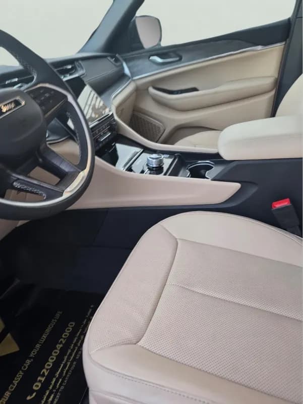 جيب جراند شيروكي 2024