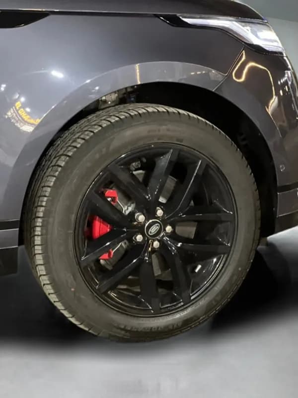 رينج روفر فيلار 2025