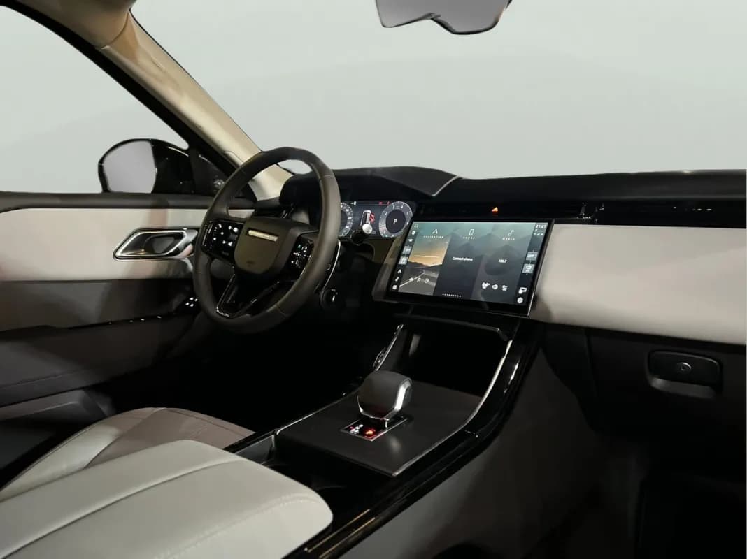 رينج روفر فيلار 2025