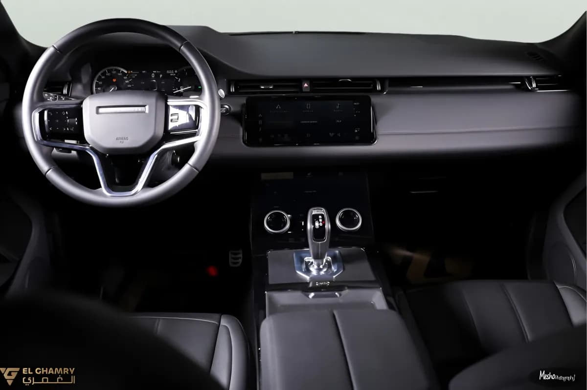 رينج روفر ايفوك 2023