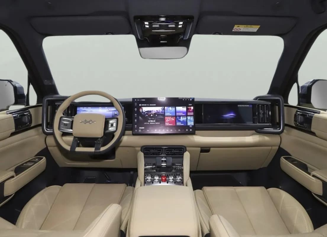 بي واي دي ليوبارد 2025