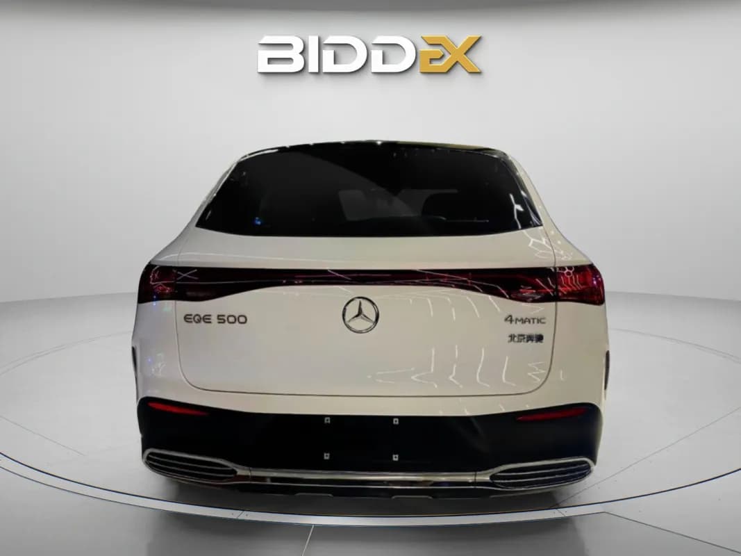 مرسيدس بنز EQE 2024