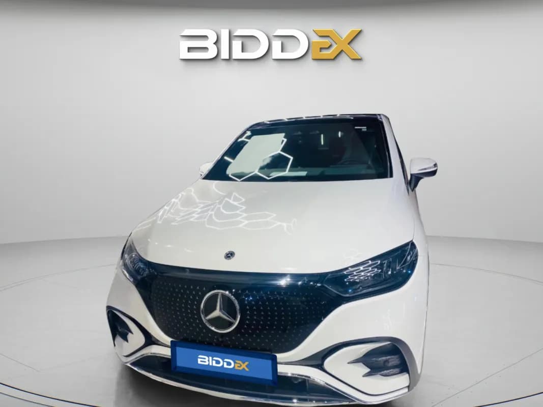 مرسيدس بنز EQE 2024