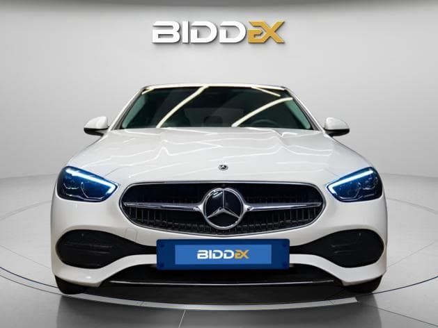 مرسيدس بنز C180 2024