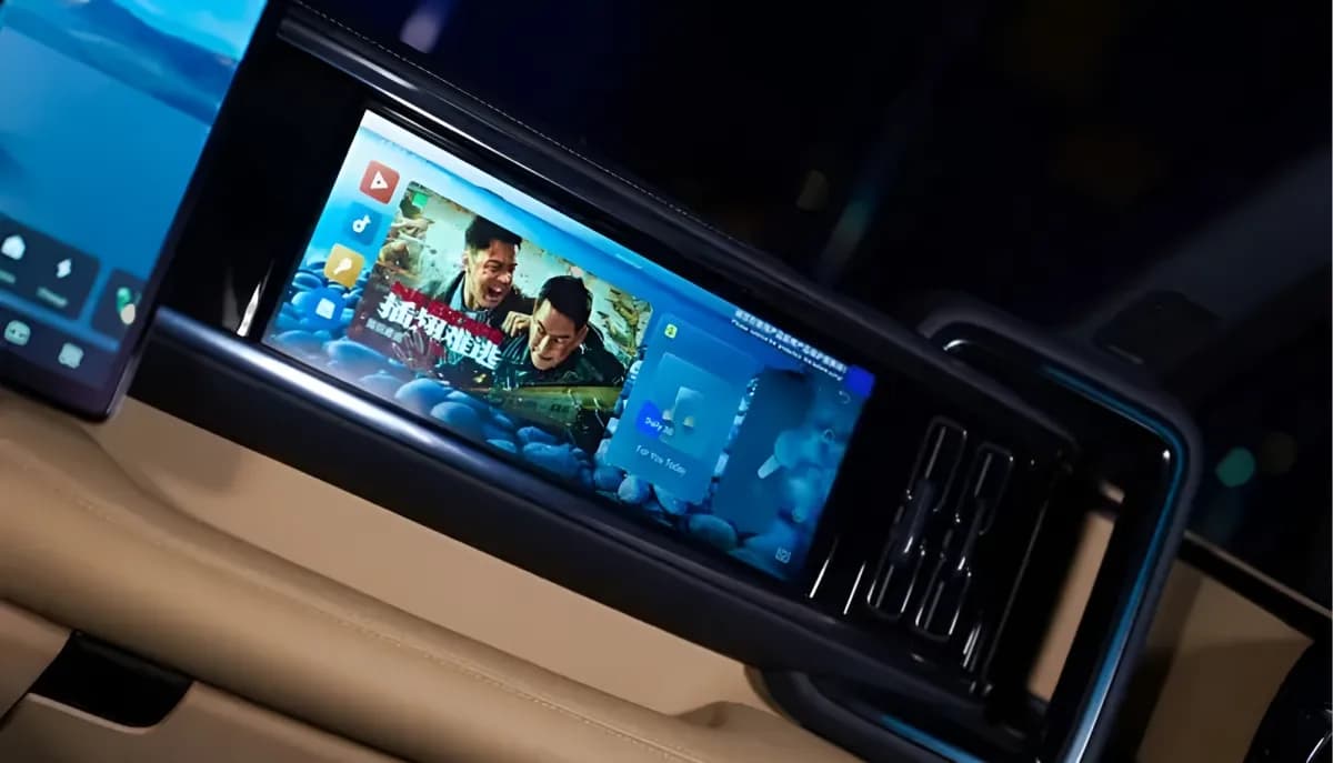 بي واي دي ليوبارد 2025