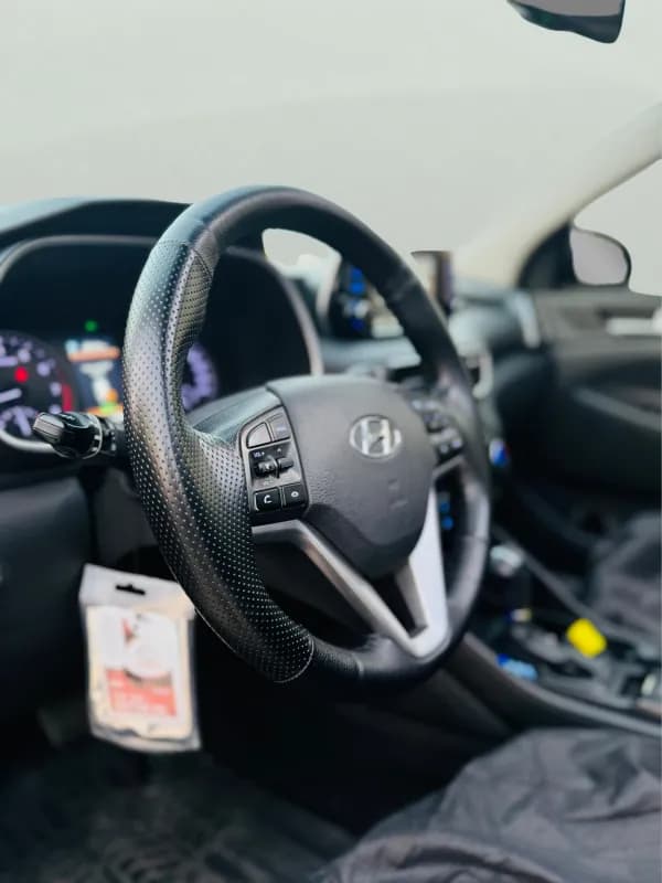 Hyundai Tucson 2019 Fully Loaded White Automatic — Used