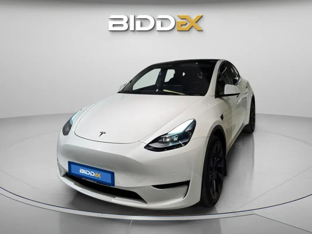 Tesla Model Y 2022 Long Range 4WD White Automatic — Used