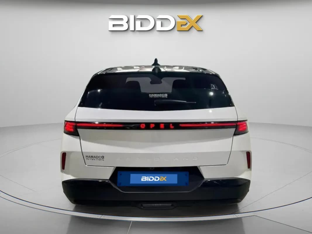 أوبل جراند لاند 2026 هاي لاين بلس أبيض أوتوماتيك — جديدة