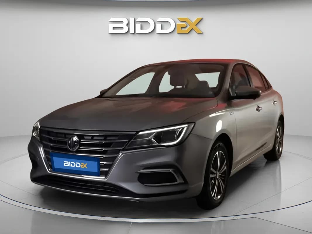 ام جي 5 2026 لاكشري فضي أوتوماتيك — جديدة