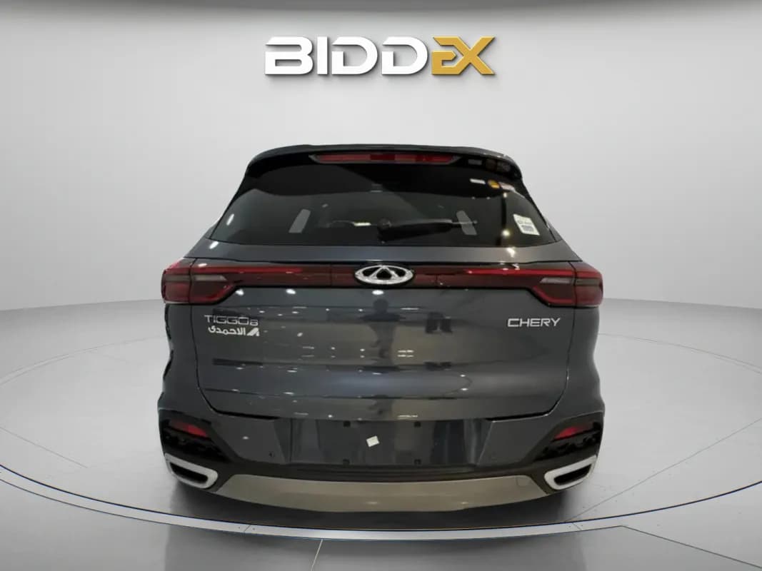 شيري تيجو 8 2026 لاكشري رمادي أوتوماتيك — جديدة