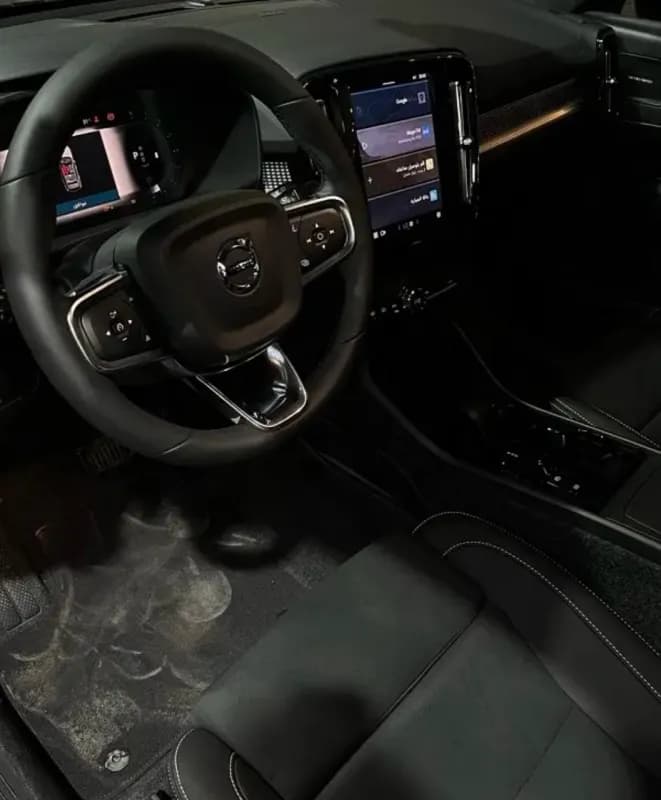 فولفو اكس سي 40 2026