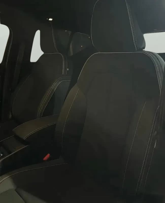 فولفو اكس سي 40 2026