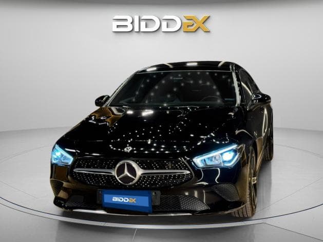 مرسيدس بنز CLA 200 2020 ايه ام جي أسود أوتوماتيك — مستعملة - 1