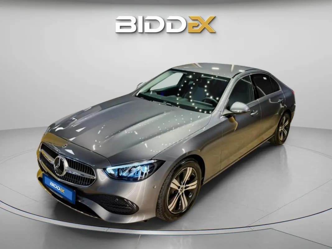 مرسيدس بنز C180 2022