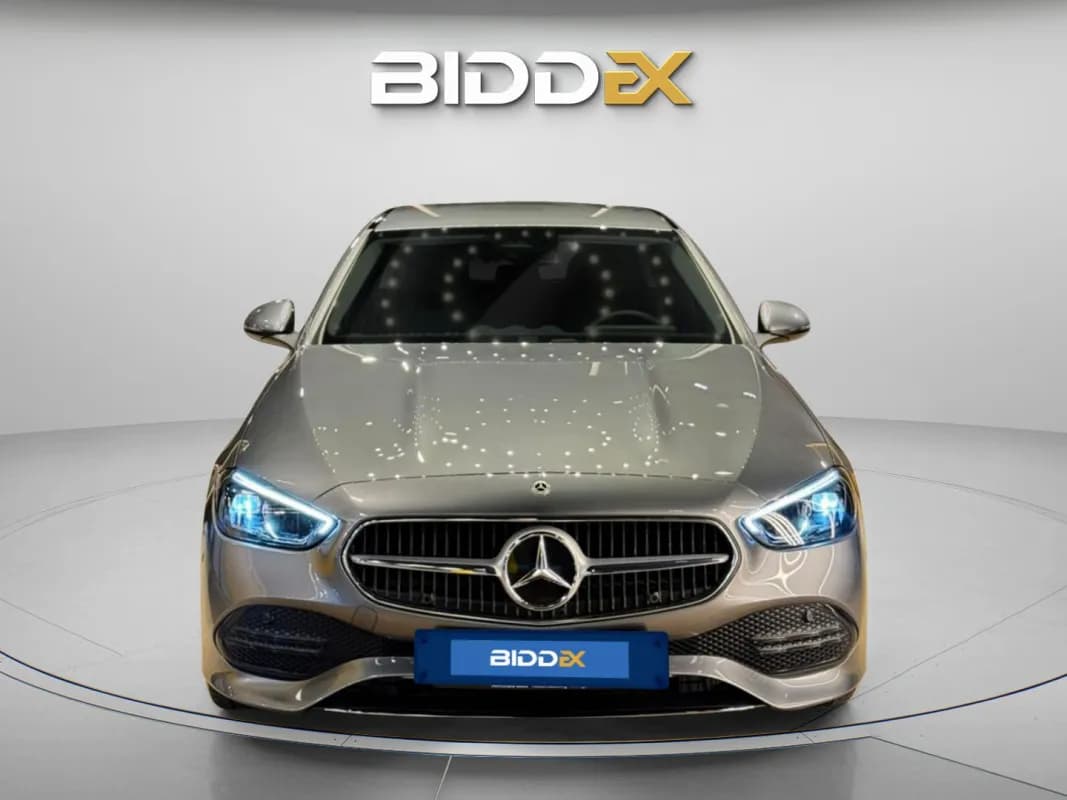 مرسيدس بنز C180 2022