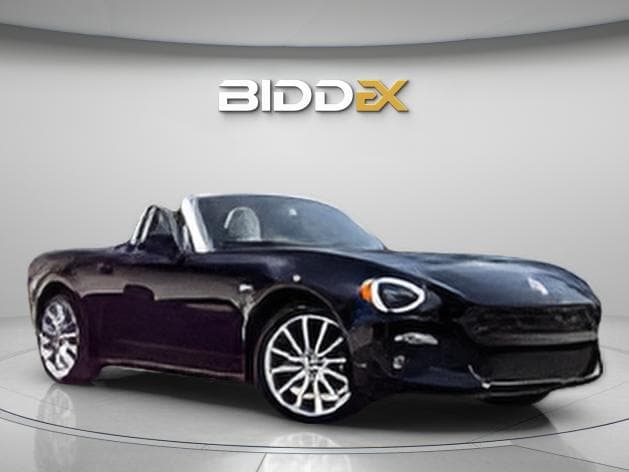 فيات 124 SPIDER 2014 كونفيرتابل أسود أوتوماتيك — مستعملة - 1