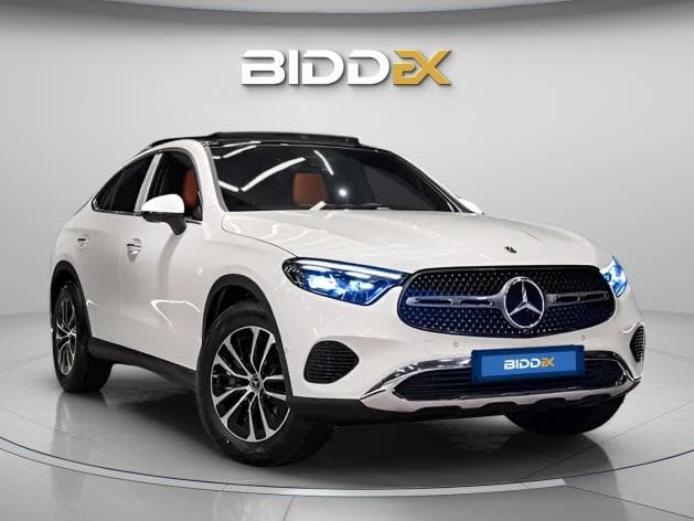 مرسيدس بنز GLC 300 2025 افنتجارد أبيض أوتوماتيك — جديدة - 1