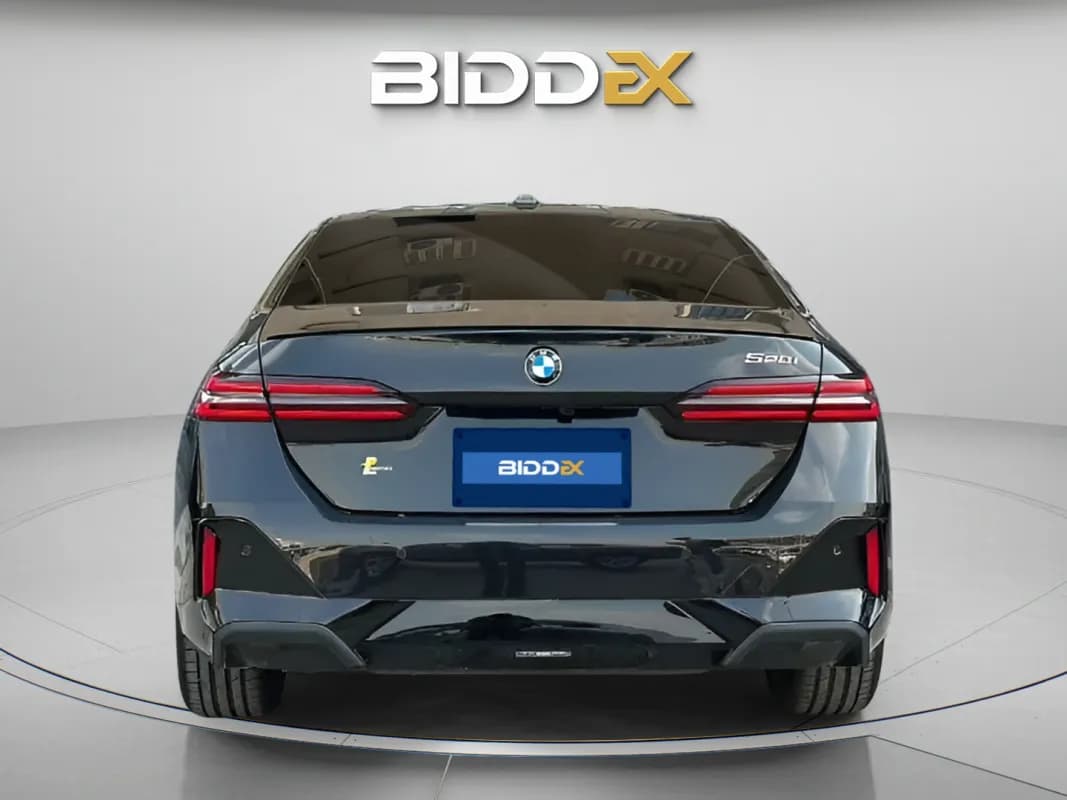 بي ام دبليو 520 2026 توب لاين أسود أوتوماتيك — مستعملة