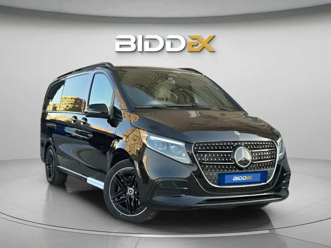 مرسيدس بنز V300 فيانو 2026 اكسيكلوزيف أسود أوتوماتيك — جديدة
