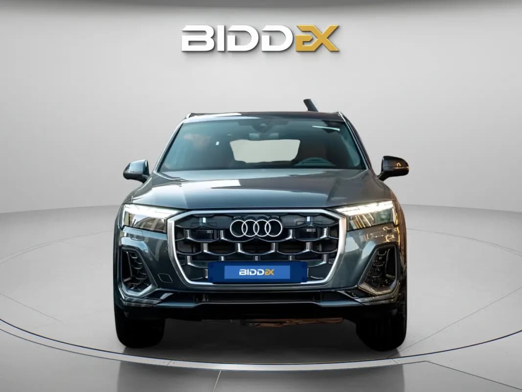 Audi Q7 2025 S-Line Gray Automatic — New