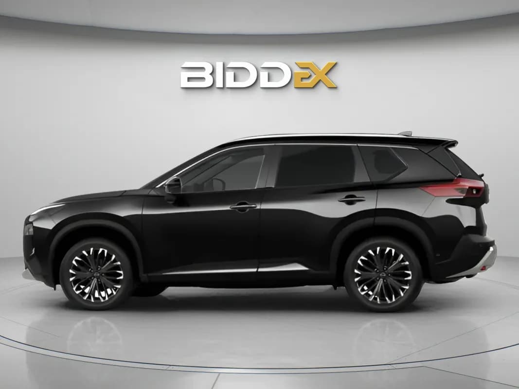 نيسان اكس ترل 2026 تكنا أسود أوتوماتيك — جديدة