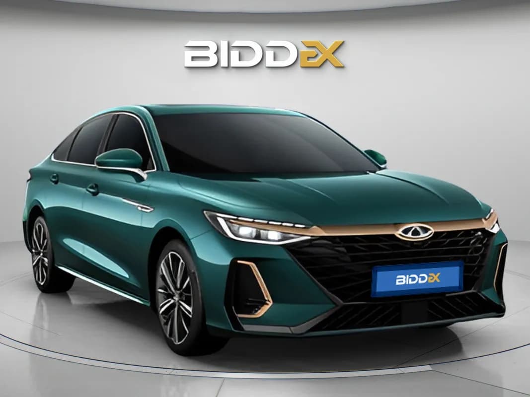 شيري اريزو 8 2026 لاكشيري أخضر أوتوماتيك — جديدة