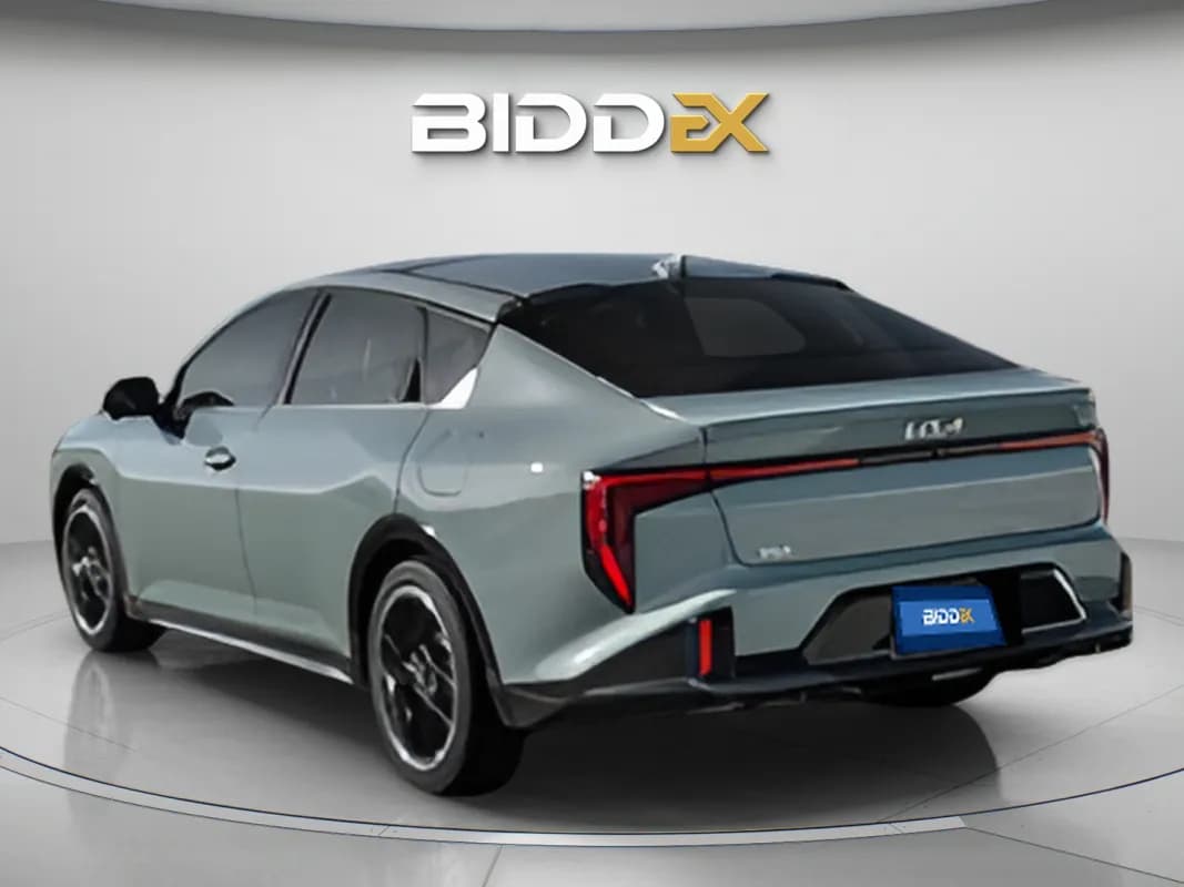 كيا K4 2026 جي تي لاين بلاك ايدشن رمادي أوتوماتيك — جديدة