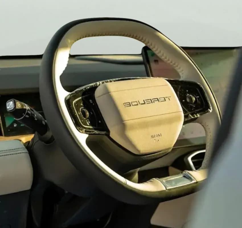 سويست S06 2026 بريميوم أبيض أوتوماتيك — جديدة