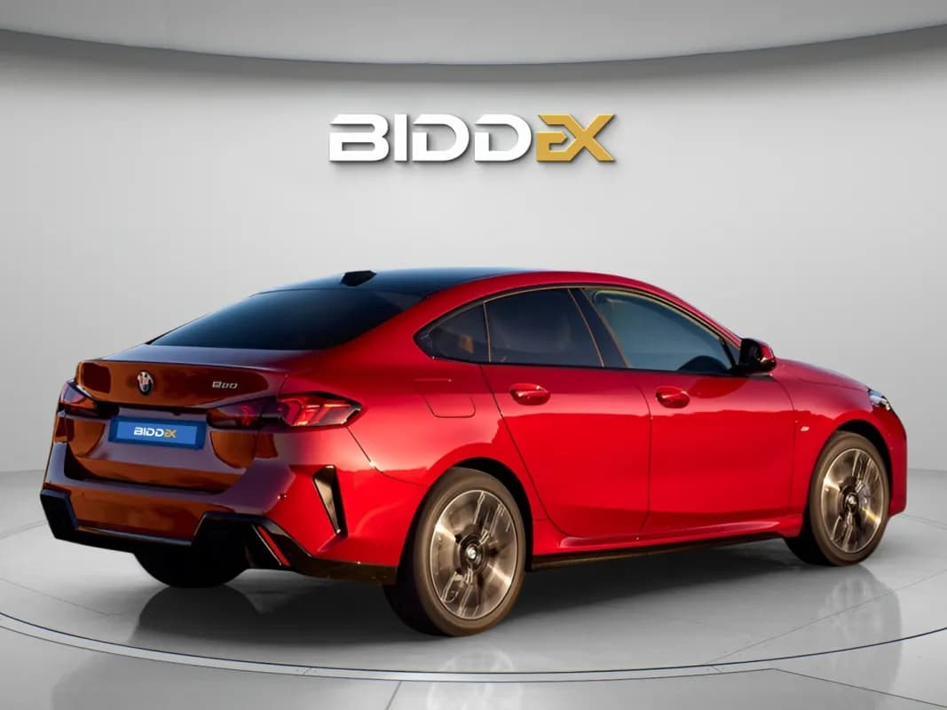 بي ام دبليو 218i 2025