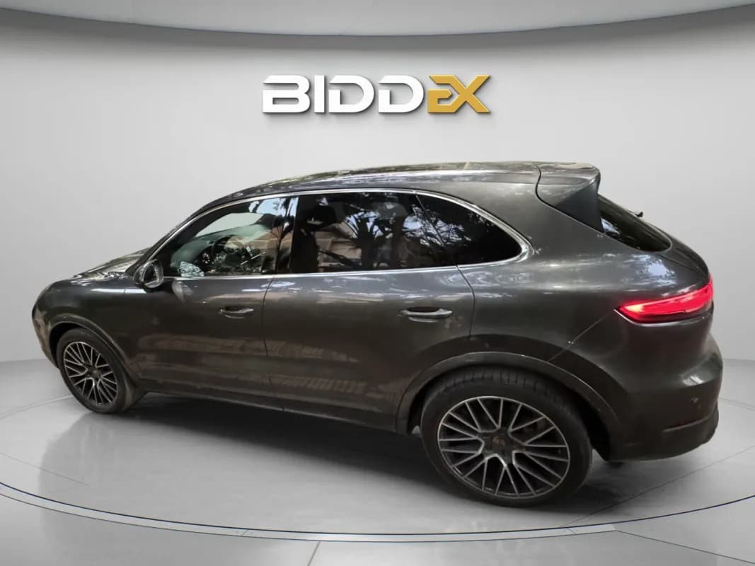 بورش كايان 2020 تربو اس اي -هايبرد رمادي أوتوماتيك — مستعملة