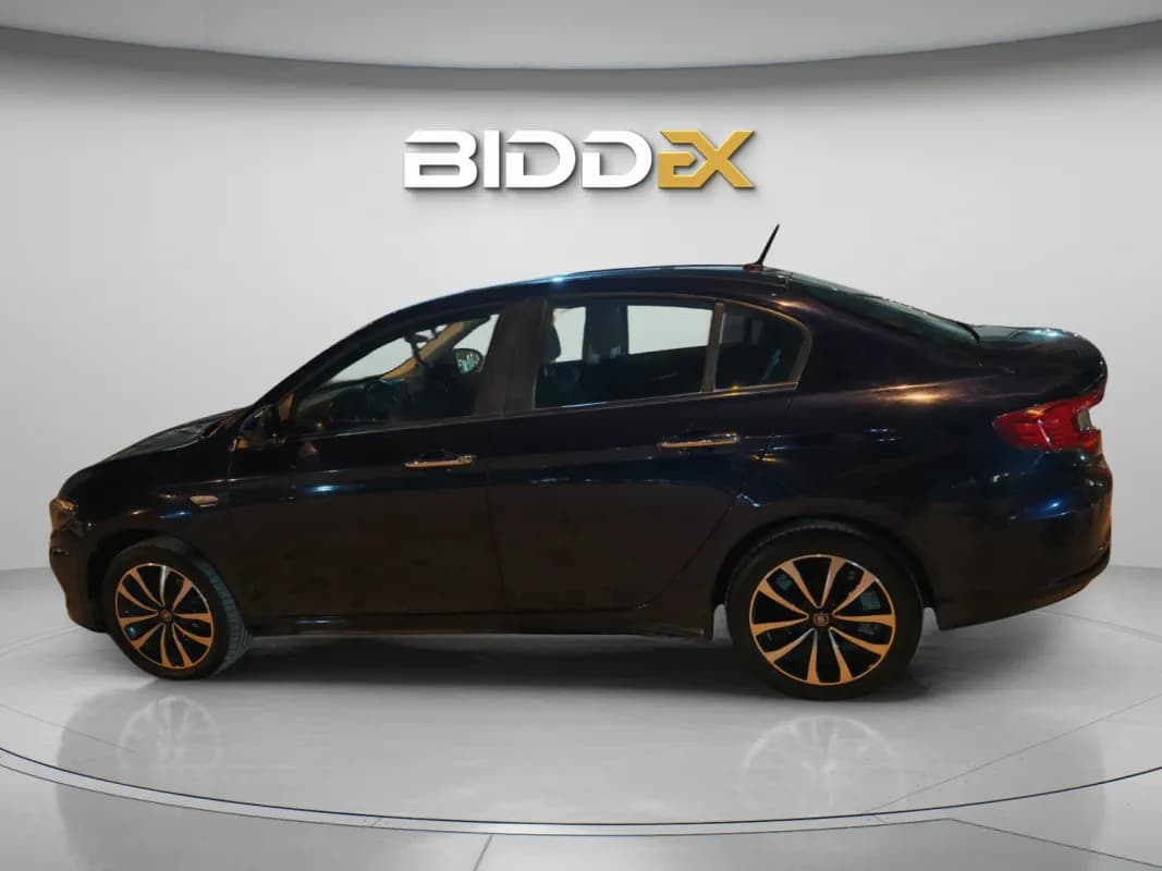 فيات تيبو 2020 بيز لاين أزرق أوتوماتيك — مستعملة