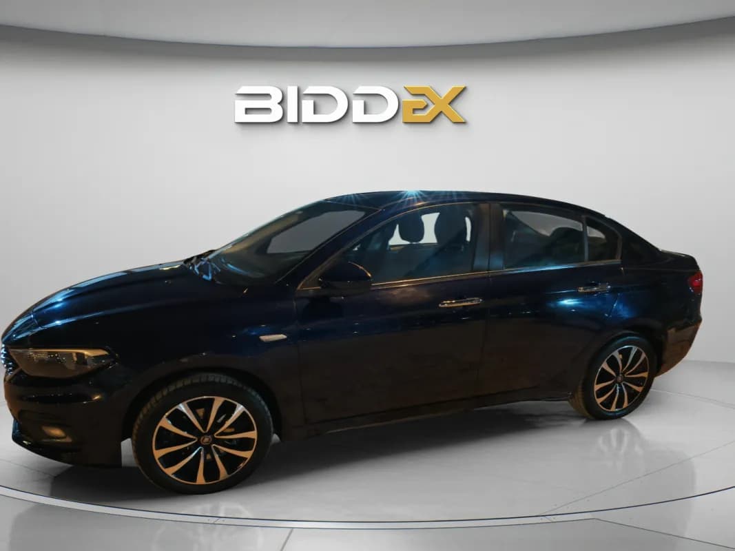 فيات تيبو 2020 بيز لاين أزرق أوتوماتيك — مستعملة