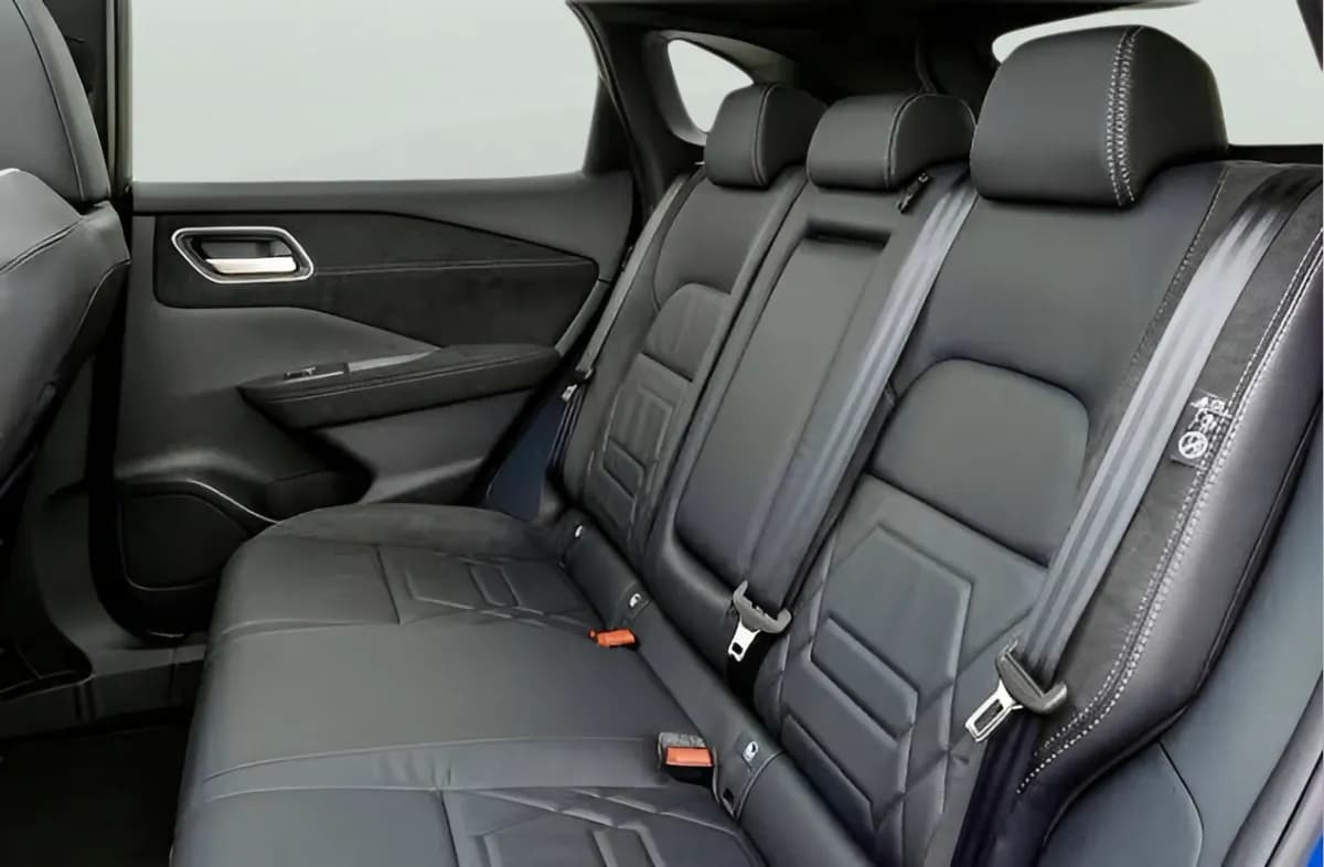 نيسان قاشقاي 2022