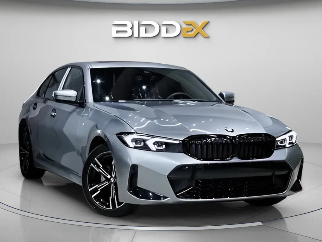 بي ام دبليو 320 2026 ام سبورت رمادي أوتوماتيك — مستعملة