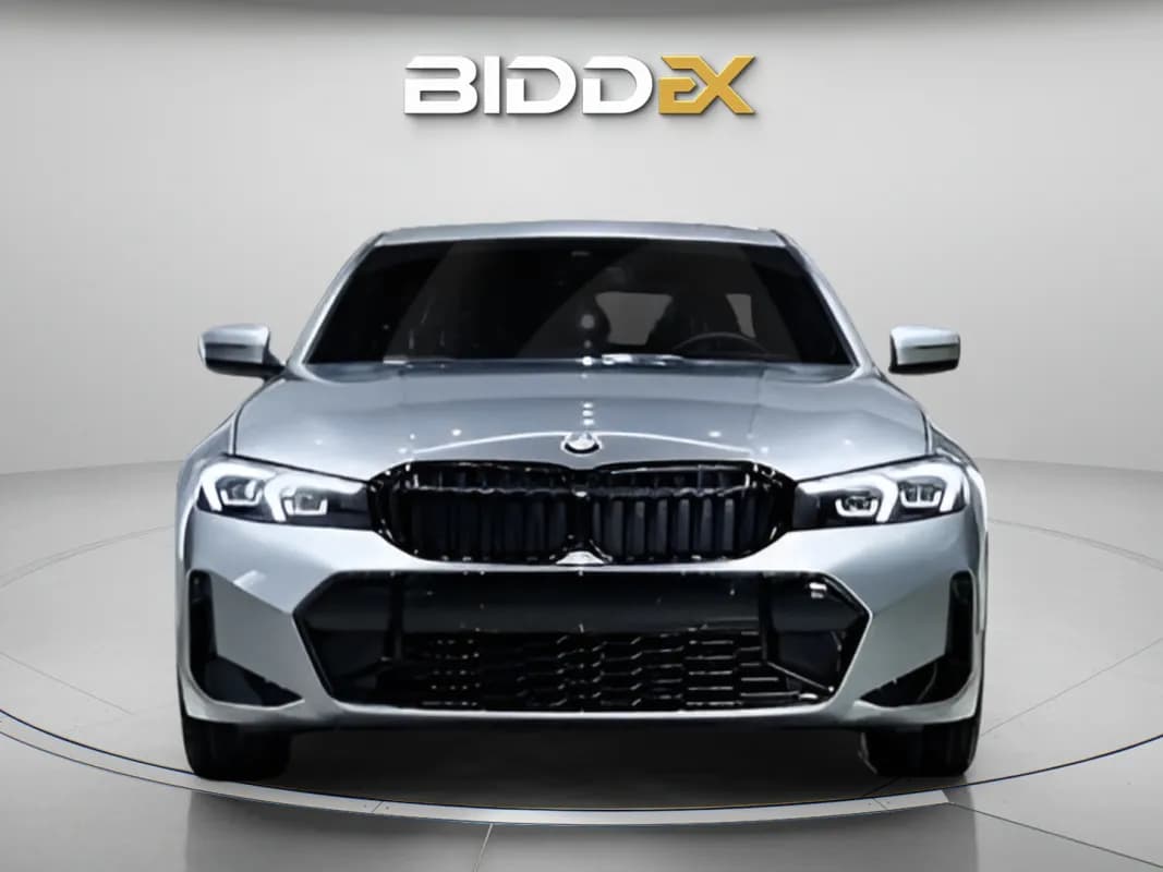 بي ام دبليو 320 2026 ام سبورت رمادي أوتوماتيك — مستعملة