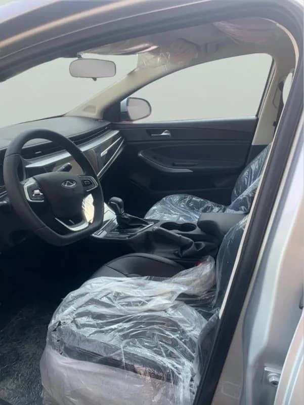 شيري 5 اريزو 2026 هاي لاين فضي أوتوماتيك — جديدة