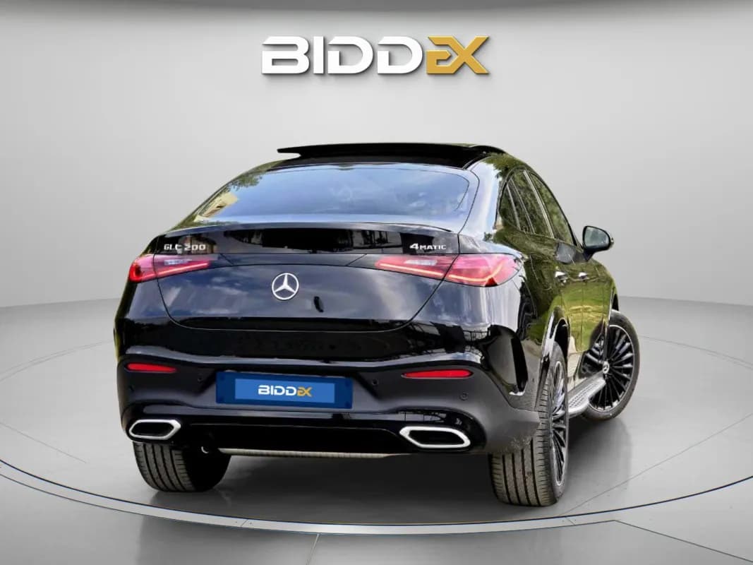 مرسيدس بنز GLC 200 2025 أسود أوتوماتيك — جديدة