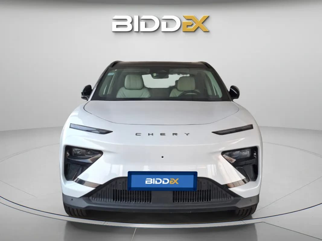 شيري اي كيو 7 2026 لاكشري أبيض أوتوماتيك — جديدة