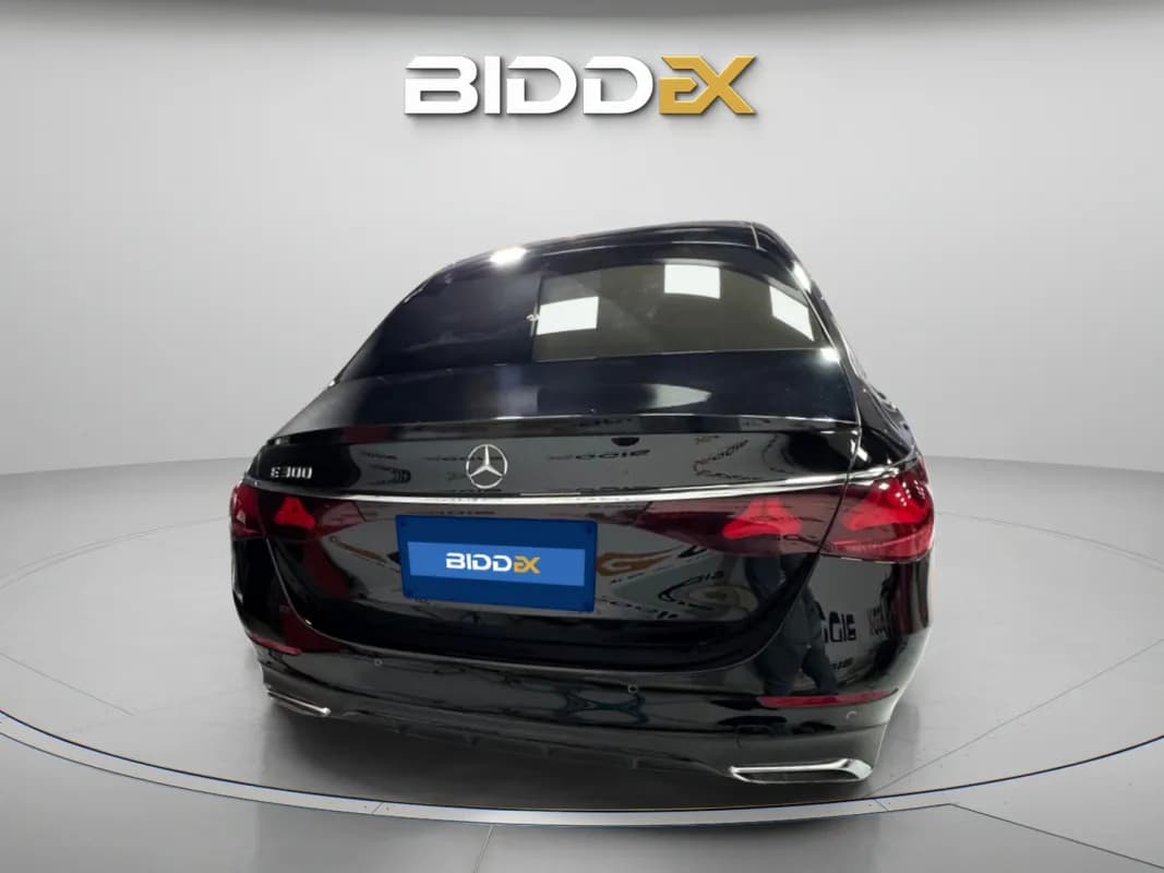 مرسيدس بنز E200 2025