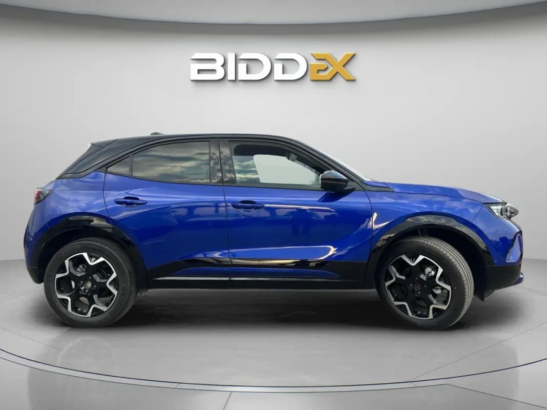 أوبل موكا 2026 جي اس لاين أزرق أوتوماتيك — جديدة